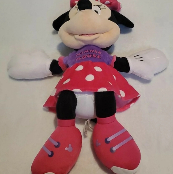 Minnie Mouse - Picture 5 of 5